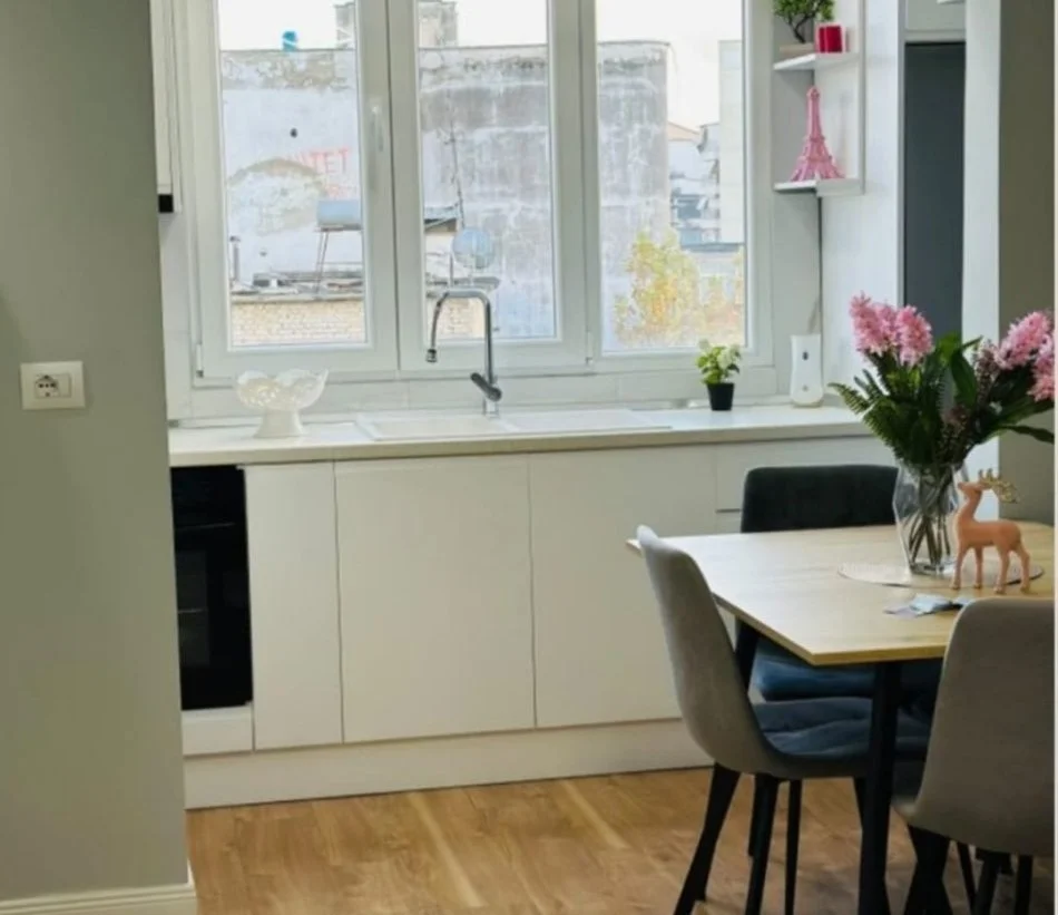 Tirane, shitet apartament 1+1 Kati 5, 103 m² 249.000 € (Ali Demi, Tiranë, TT1962)