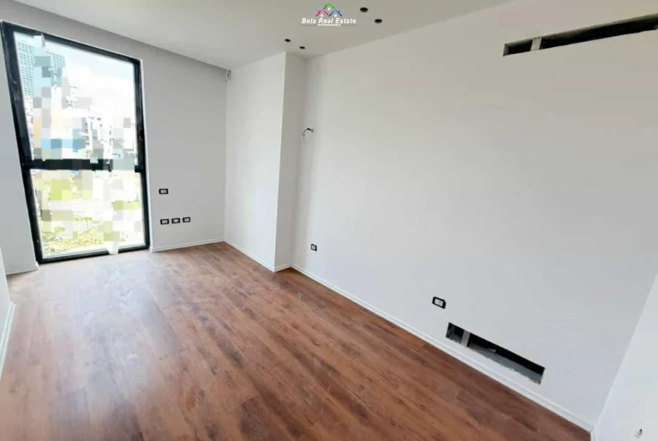 Tirane, jepet me qera zyre Kati 3, 155 m² 5.000 € (rruga elbasanit)