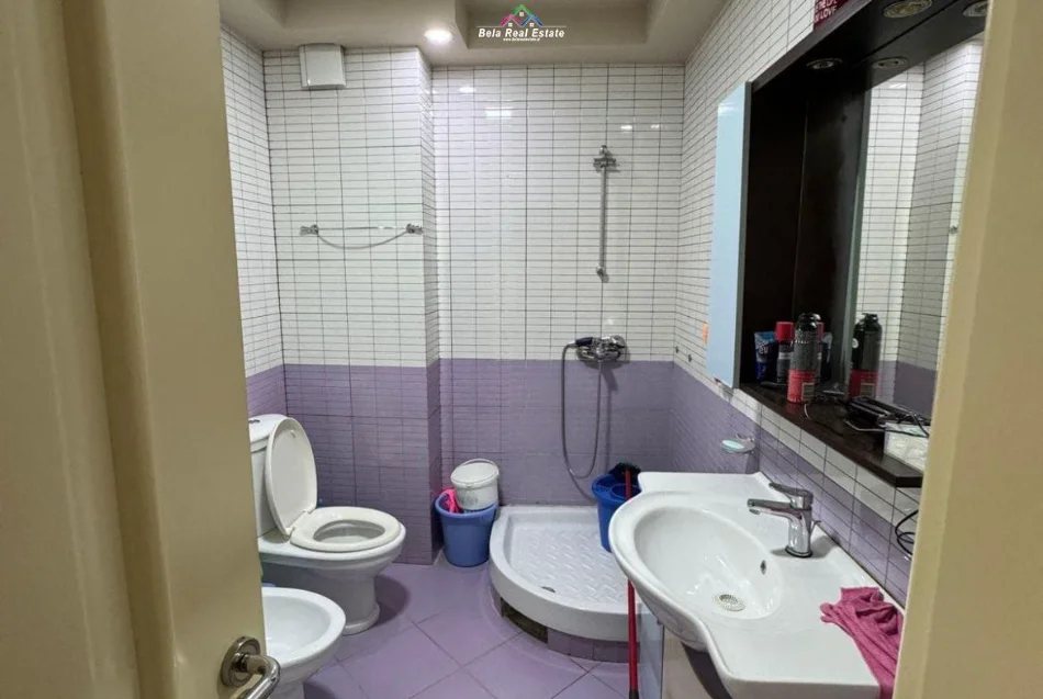 Tirane, shes apartament 3+1 Kati 6, 161 m² 222.000 € (mikel maruli)