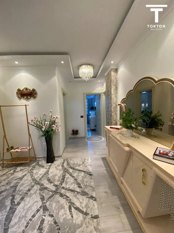 Tirane, shitet apartament 3+1 Kati 2, 151 m² 265.000 € (Kompleksi Xhura) TT 176