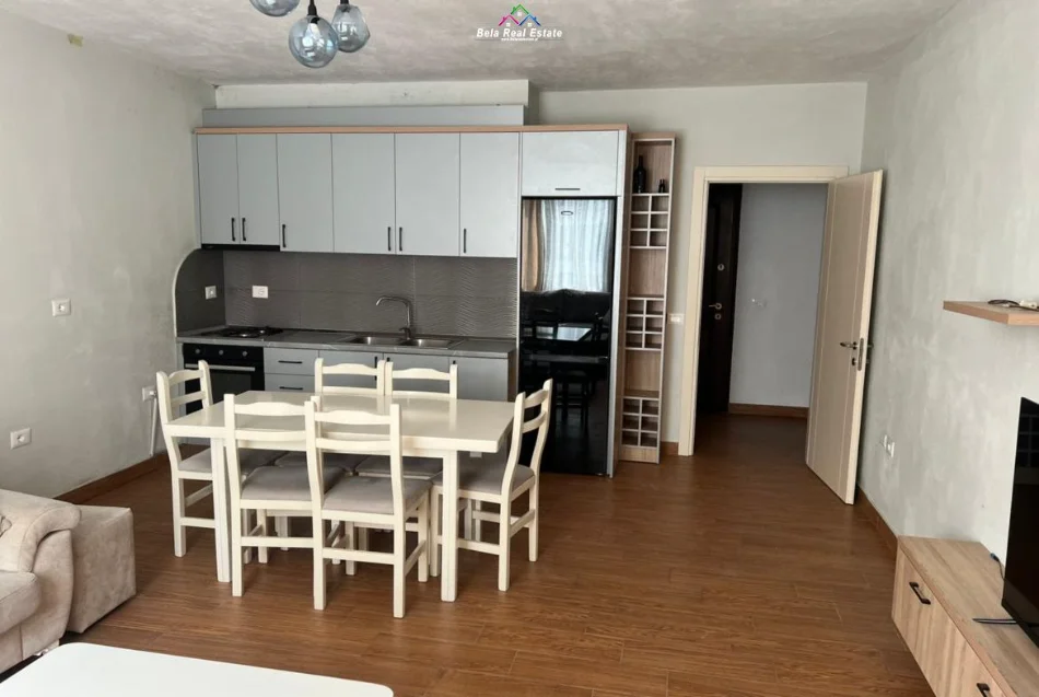 Tirane, jepet me qera apartament 2+1 Kati 1, 100 m² 520 € (Sabri Preveza,)