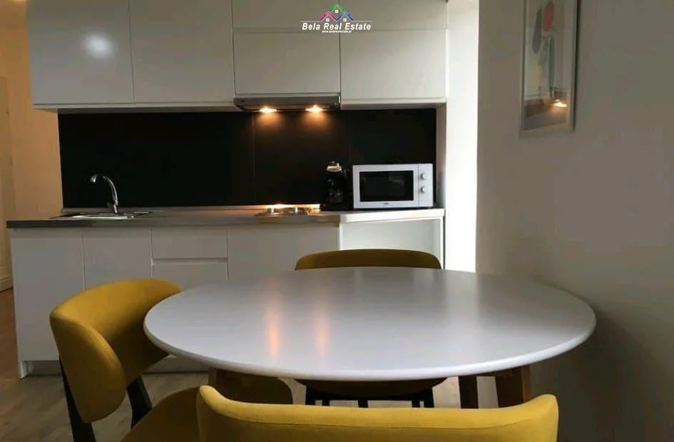 Tirane, jepet me qera apartament 1+1+Ballkon Kati 2, 60 m² 650 € (rruga e elbasanit)
