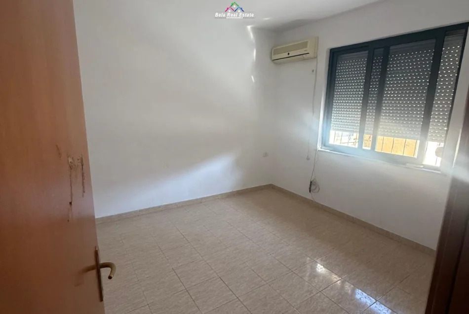 Tirane, shes apartament 2+1 Kati 1, 56 m² 164.800 € (rryli)