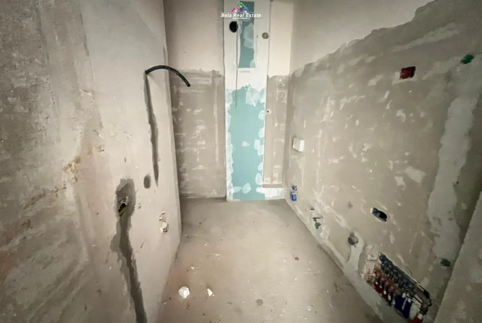 Tirane, shes apartament 1+1+Ballkon Kati 1, 62 m² 97.400 € (astir)