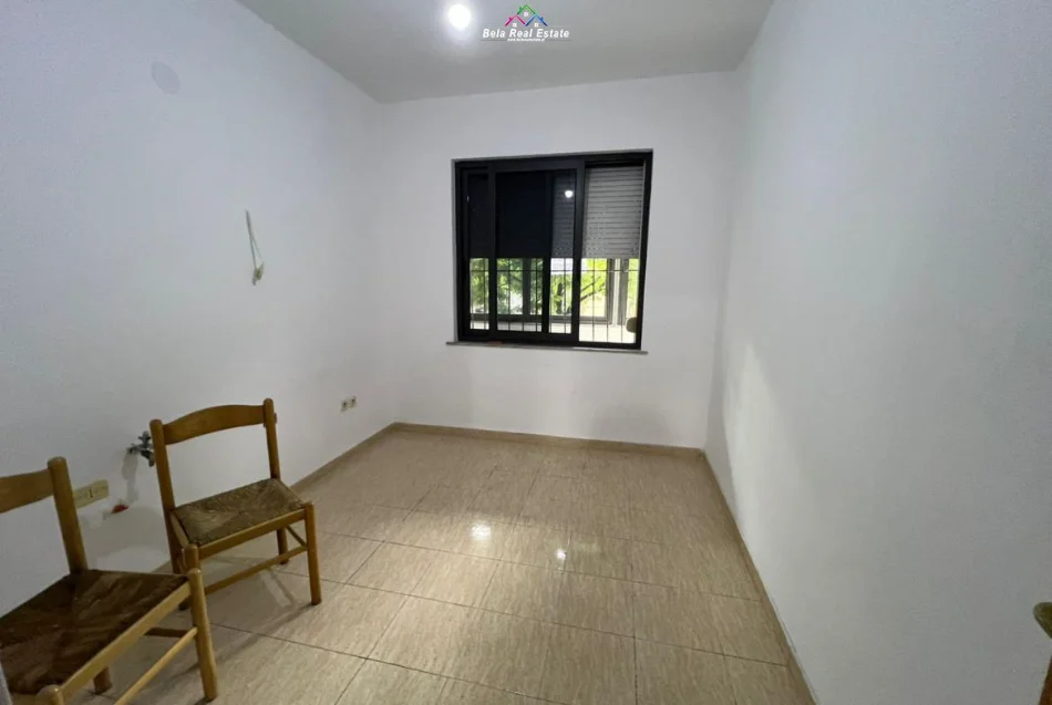 Tirane, shes apartament 2+1 Kati 1, 56 m² 164.800 € (brryli)