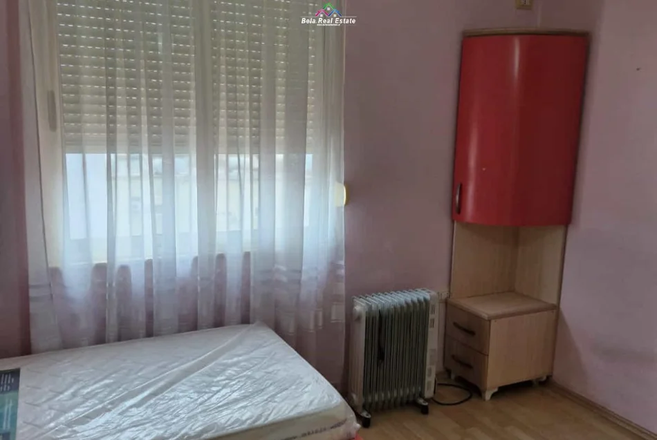 Tirane, jepet me qera apartament 1+1 Kati 5, 106 m² 750 € (Rruga e Kosovareve)