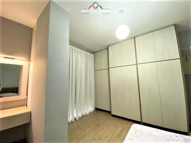 Tirane, jepet me qera apartament 1+1 Kati 1, 65 m² 600 € (Rruga Mine Peza, prane Prokurorise se Tiranes)