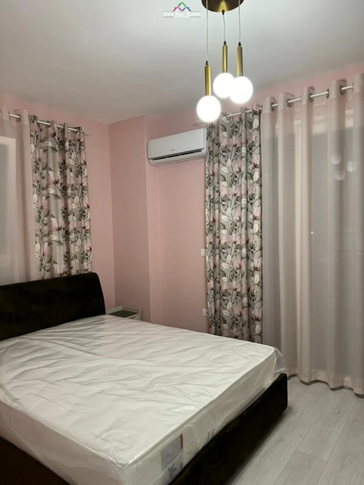 Tirane, jepet me qera apartament 2+1 Kati 2, 90 m² 750 € (Don Bosko)