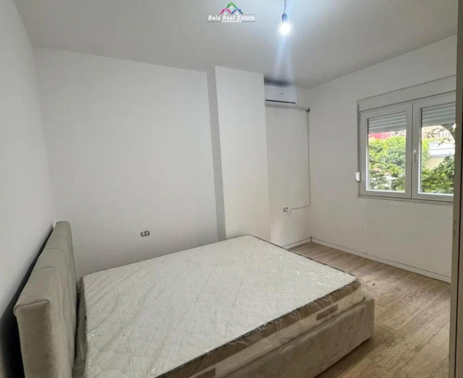 Tirane, shes apartament 2+1 Kati 2, 72 m² 140.000 € (5 maji)