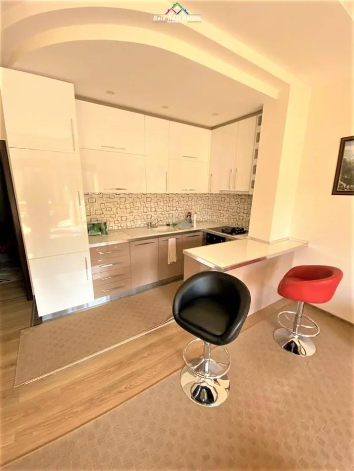 Kat Vile Me Qera 1+1 Tek Rruga E Elbasanit, Tirane.