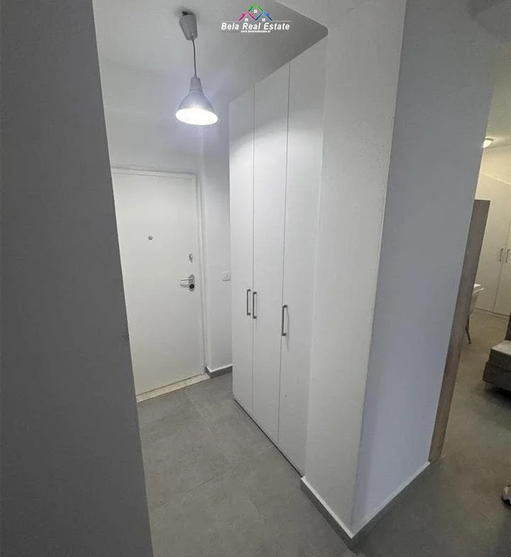 Tirane, jepet me qera apartament 2+1 Kati 3, 80 m² 820 € (kodra e diellit 1)