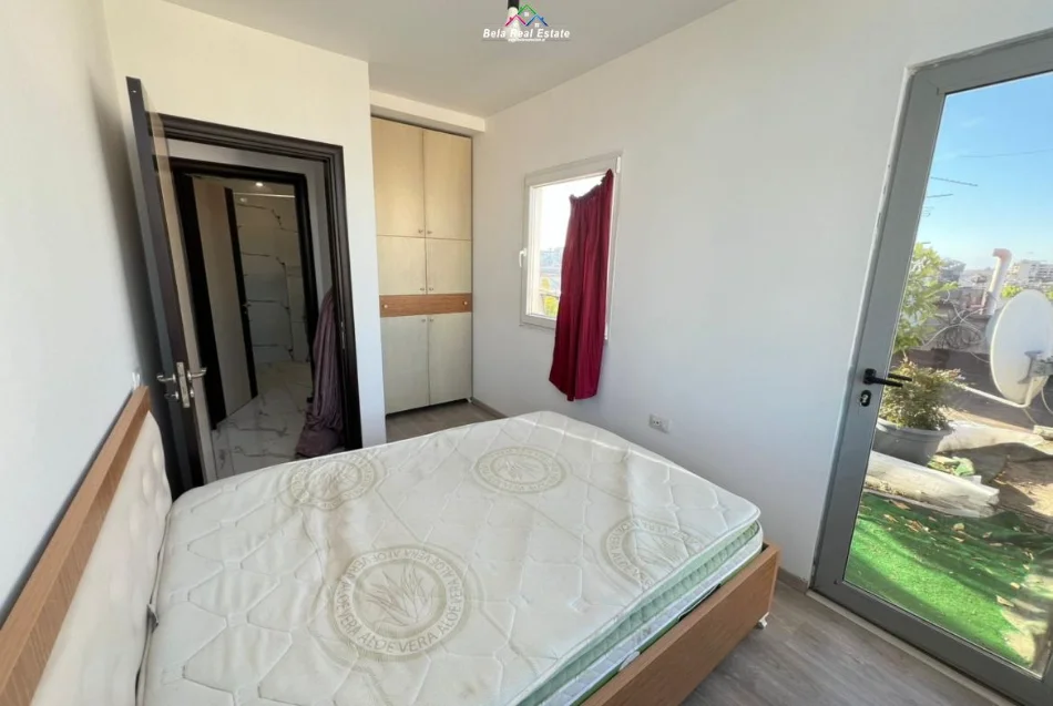 Tirane, jepet me qera apartament 1+1+Ballkon Kati 6, 65 m² 650 € (vasil shanto)