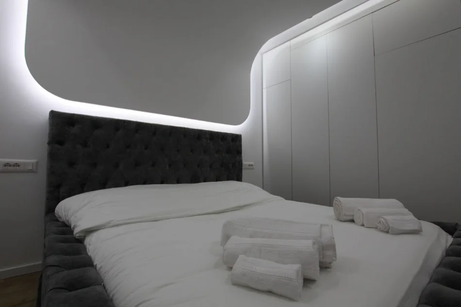 Tirane, jepet me qera garsonier Kati 1, 33 m² 570 € (21 dhjetori)
