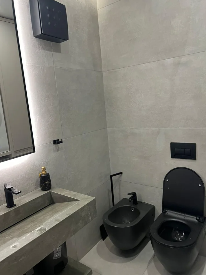 Shqiperi, shitet apartament 2+1+Ballkon Kati 9, 115 m² 455.000 € (petro nini)