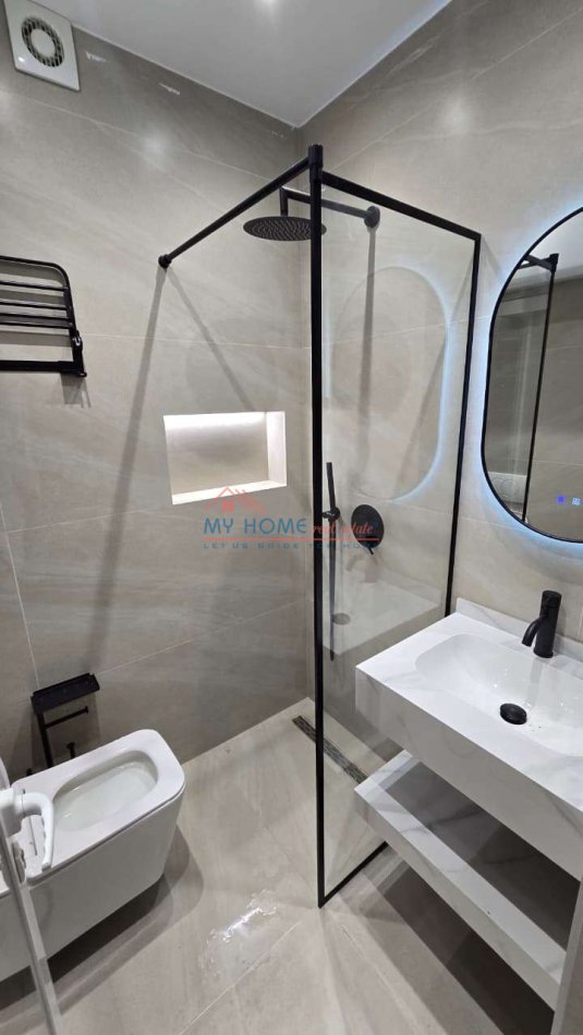 Tirane, shitet apartament 3+1+Ballkon Kati 4, 84 m² 255.000 € (Rruga Mine Peza)