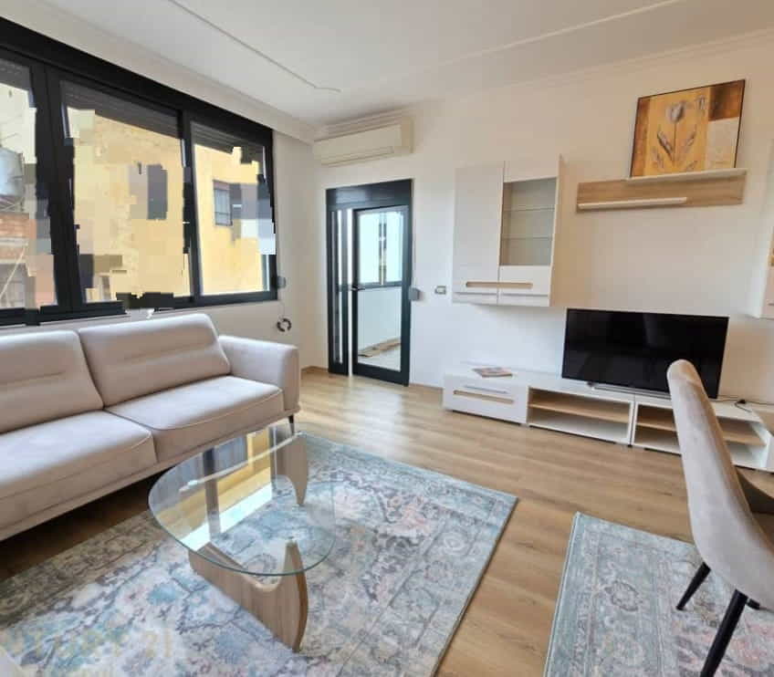 Tirane, jepet me qera apartament 2+1 Kati 5, 120 m² 1.150 € (Qender)