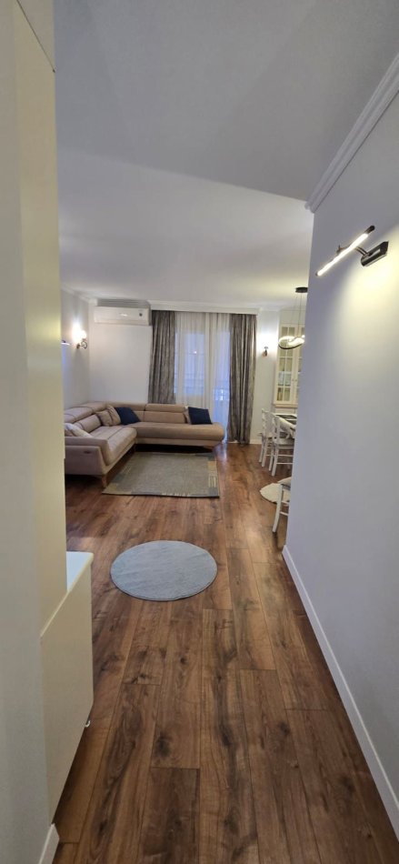 Tirane, jepet me qera apartament 3+1 Kati 2, 118 m² 1.000 € (Rruga e Zallit)