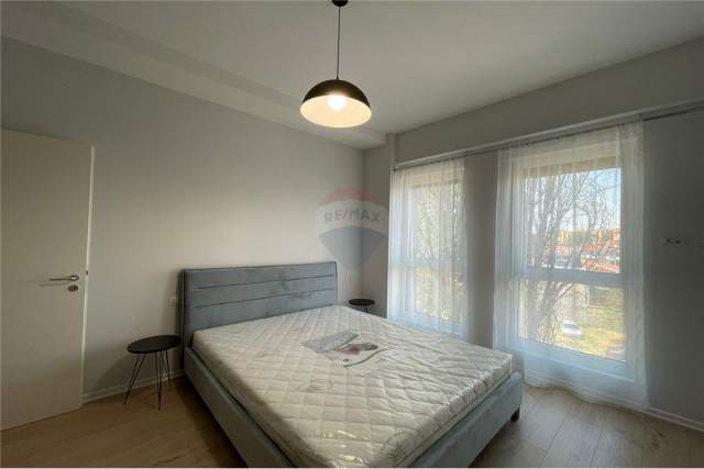 Tirane, jepet me qera apartament 1+1 Kati 3, 70 m² 400 Euro (kompleksi Kontakt)