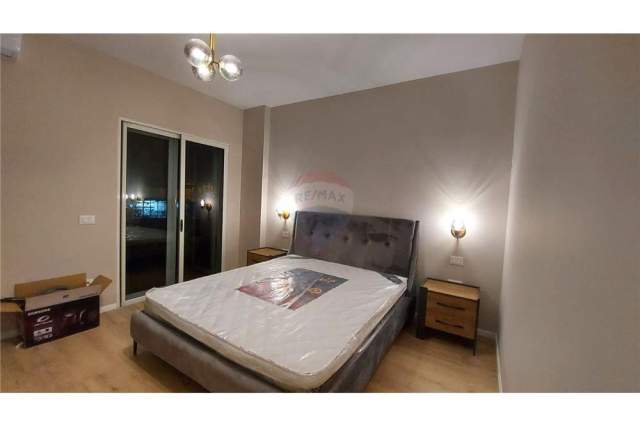 Tirane, jepet me qera apartament 1+1 Kati 1, 62 m² 500 Euro (TISH DAHIJA)