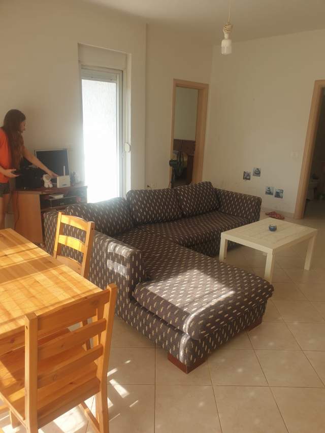 Tirane, shes apartament 1+1+BLK 69 m² 79.000 Euro tek Eleonora