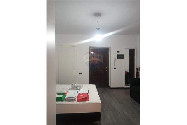 Tirane, shitet apartament 1+1 Kati 2, 43 m² 93.000 Euro (Pazari i Ri)