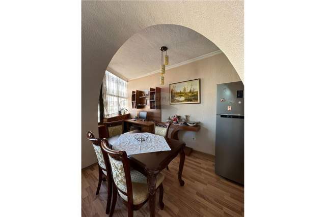 Tirane, jepet me qera apartament Kati 6, 110 m² 650 Euro (tirana e re)