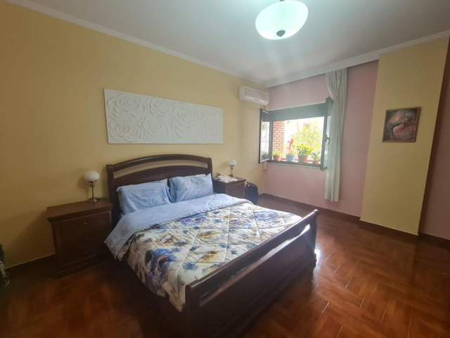 Tirane, jepet me qera apartament 2+1+BLK Kati 3, 116 m² 1.200 Euro (Rruga Papa Gjon Pali II)