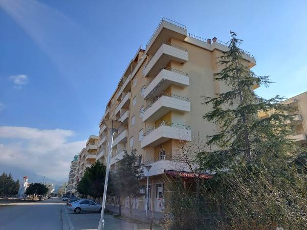 Orikum, shes apartament ne plazh 1+1+A+BLK Kati 3, 55 m², cmimi 1.273 Euro m2 (Vlore-Orikum, Albania)
