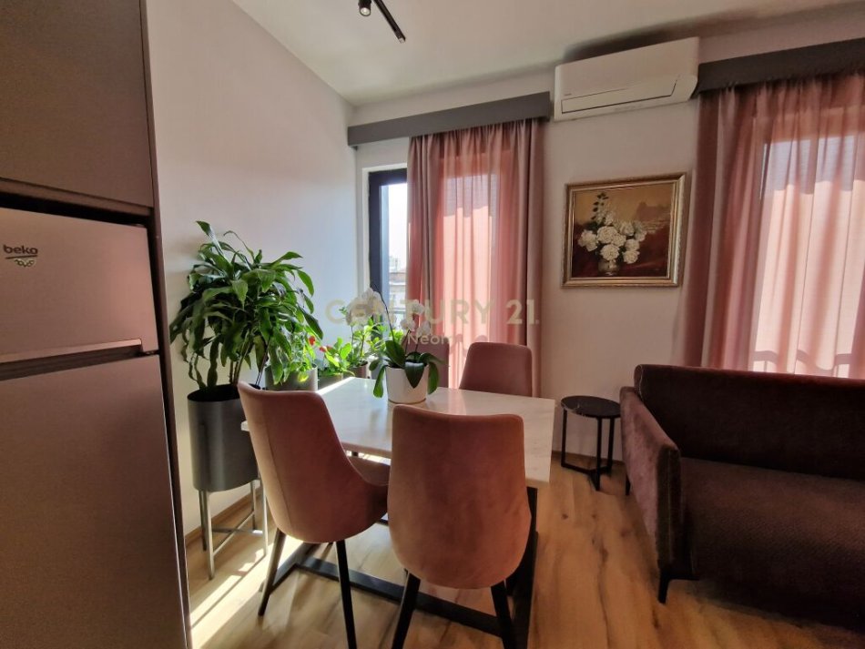 Tirane, shitet apartament 2+1 Kati 4, 98 m² 