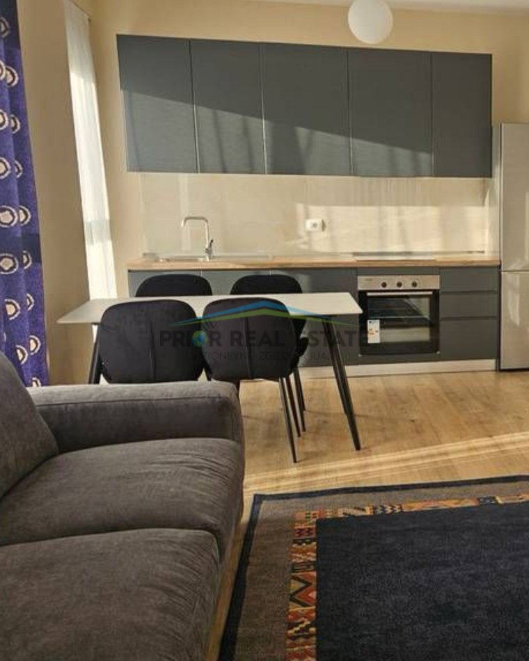 Tirane, jepet me qera apartament 2+1+Ballkon Kati 1, 101 m² 650 € (Don Bosko)