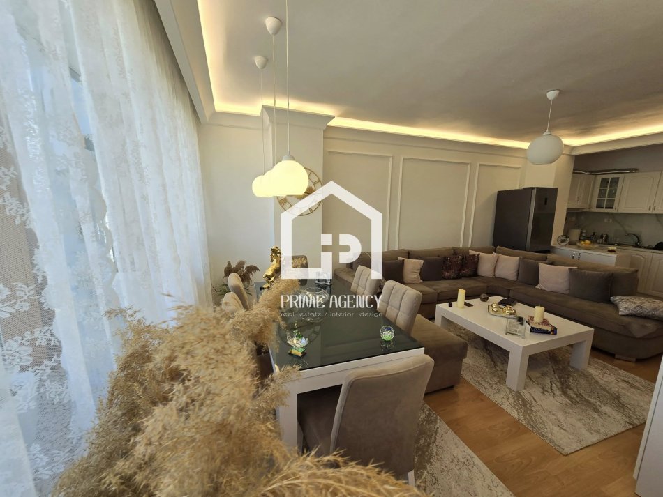 SHITET: Apartament 1+1/POGRADEC/_CAPRI CENTER