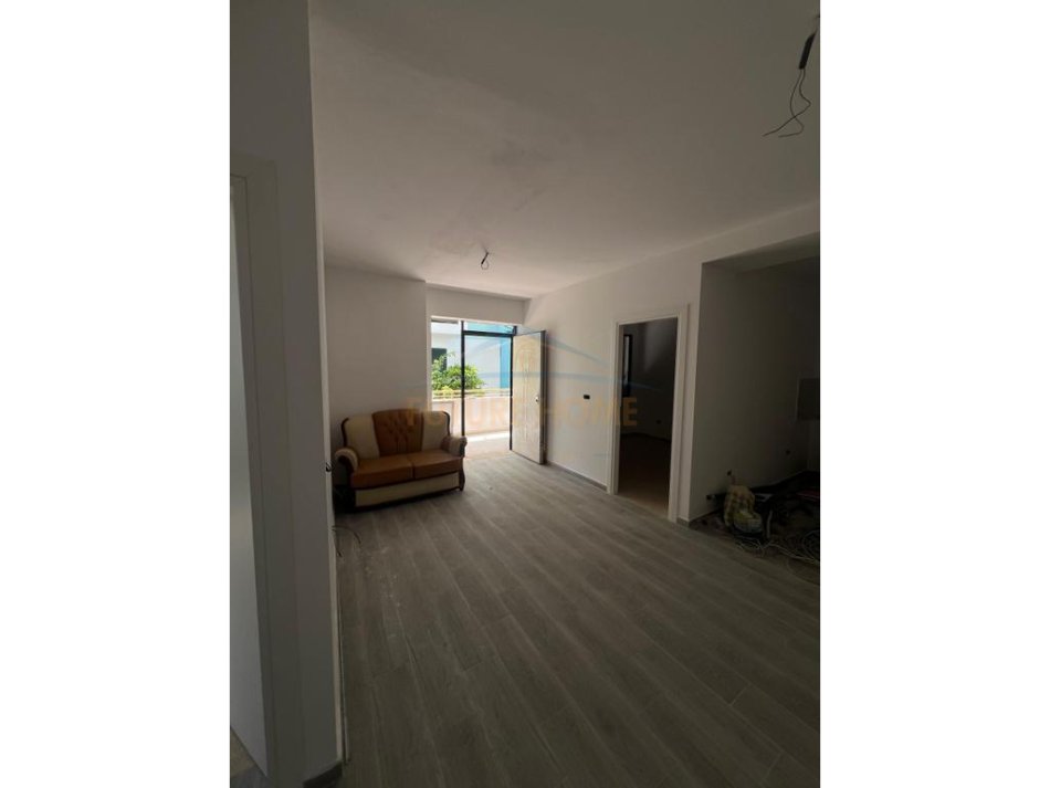 Durres, shitet apartament Kati 0, 101 m² 105.000 € (Golem, Durres)