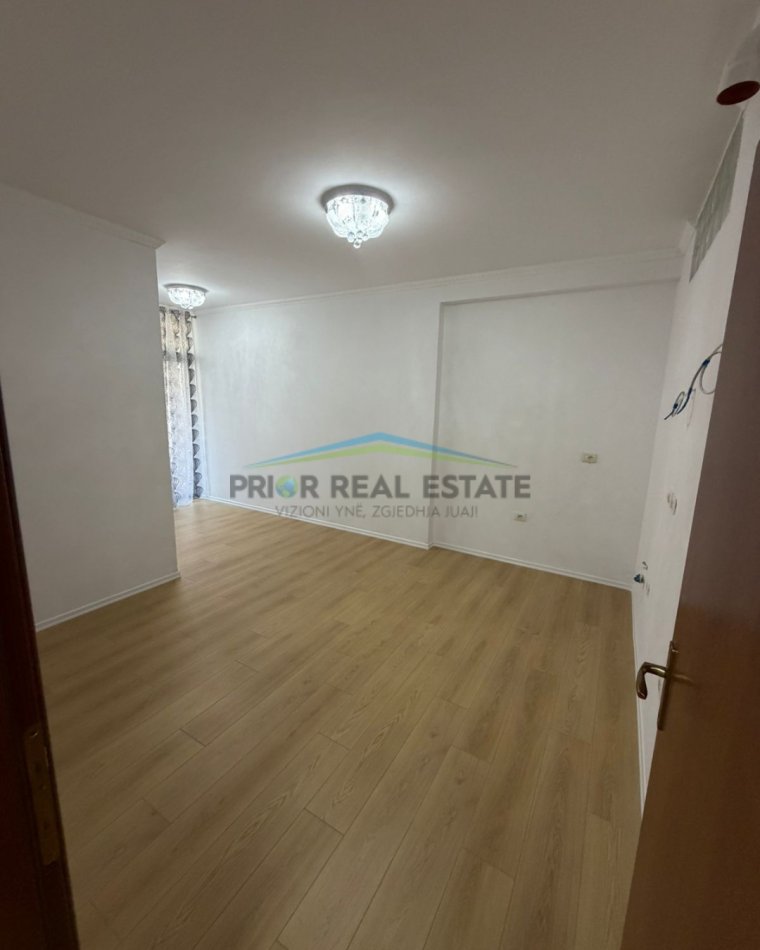 Tirane, shitet apartament 1+1 Kati 3, 69 m² 91.000 € Fresk ,Rruga Muhamet Deliu