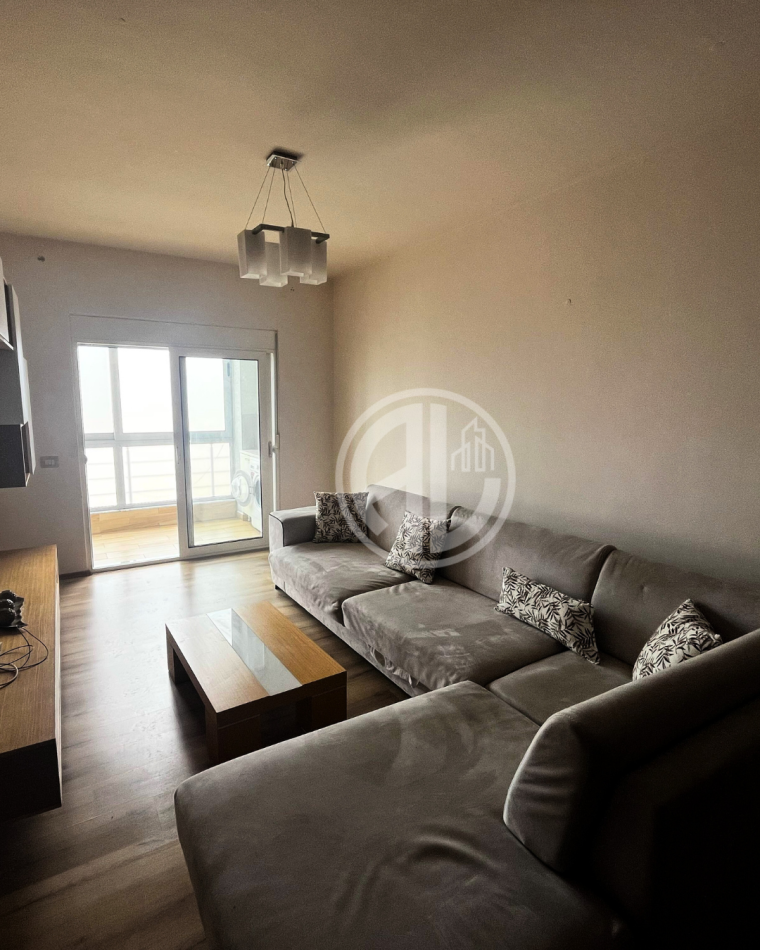 Durres, shitet apartament 1+1+Aneks Kati 8, 