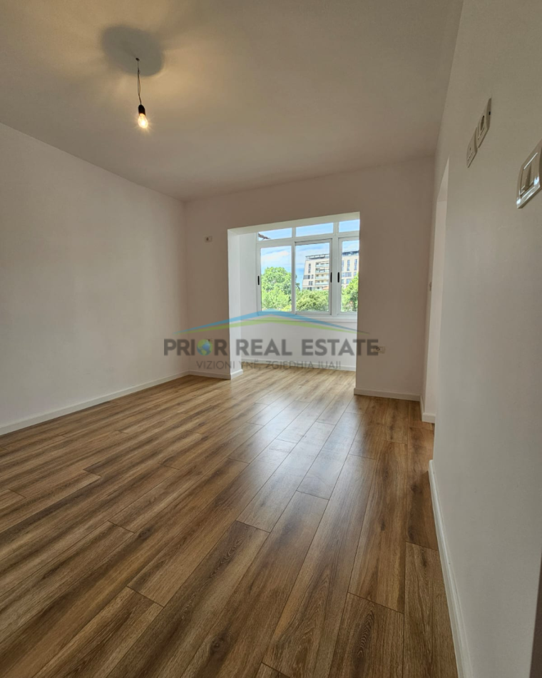 Tirane, shitet garsonier Kati 4, 31 m² 93.000 € (te Dollari)