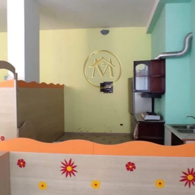 Tirane, shitet ambjent biznesi Kati 0, 110 m² 150.000 Euro (Fresku)