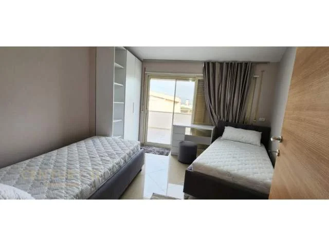 Tirane, jepet me qera apartament 2+1+BLK Kati 4, 750 Euro (liqeni i thate)