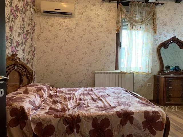 Tirane, jepet me qera apartament 101 m² 450 Euro (kodra diellit)