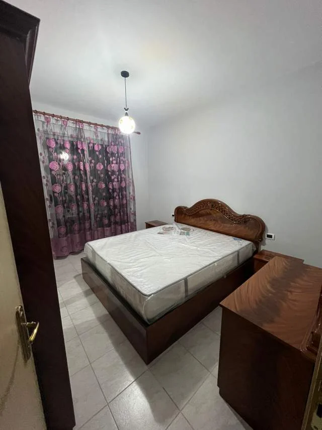 Tirane, jepet me qera apartament 2+1 Kati 7, 68 m² 35.000 Leke