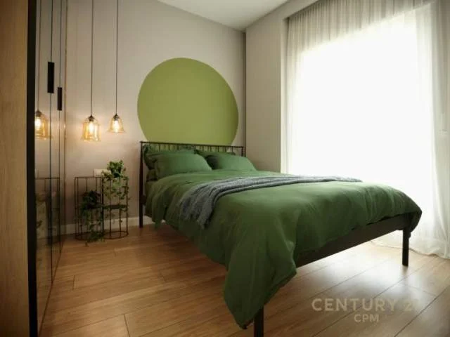 Tirane, jepet me qera apartament 72 m² 950 Euro (qender)