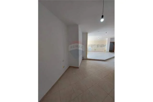 Tirane, shitet apartament Kati 9, 136 m² 198.000 Euro (21 dhjetori)