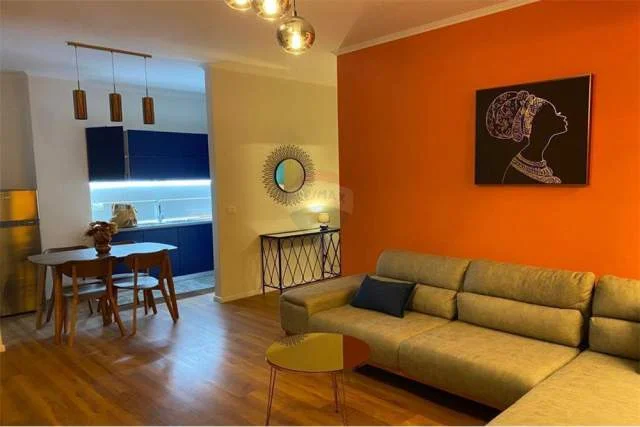 Tirane, jepet me qera apartament 1+1+BLK Kati 2, 66 m² 650 Euro (Kompleksi Delijorgji)