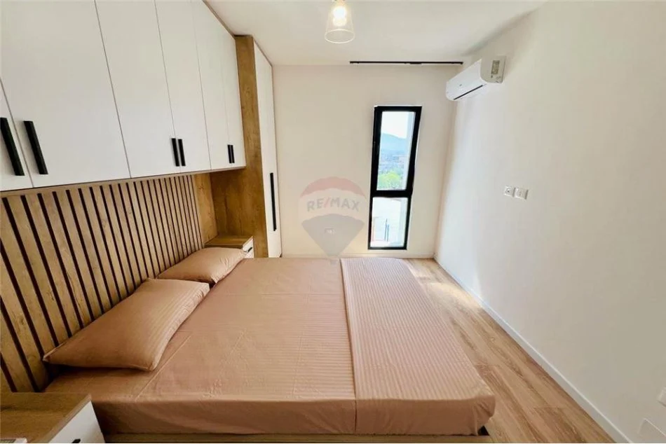 Jepet me qira apartament 1+1 te Farmacia 10