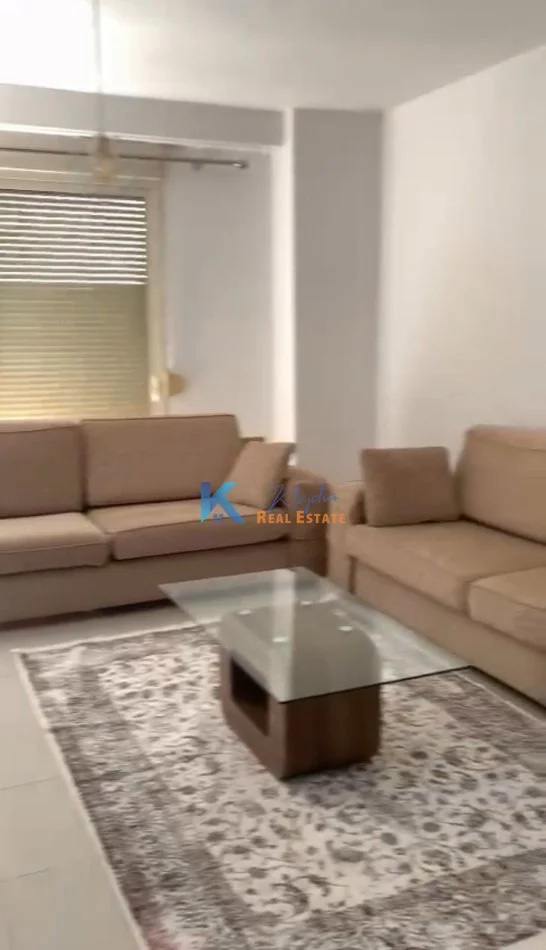 Tirane, jap me qera apartament 2+1+Ballkon, Kati 1, 94 m² 400 € (Shkoze)