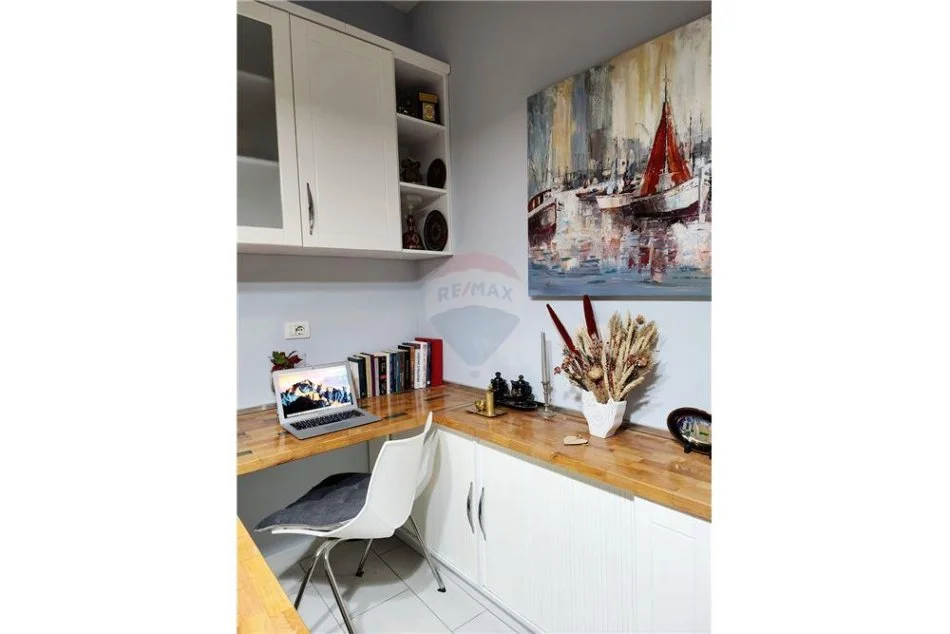 Tirane, jepet me qera apartament 1+1 , 68 m² 600 € (Kodra e Diellit)