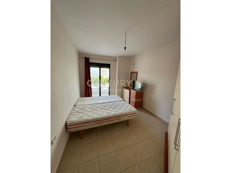 Tirane, shitet apartament 1+1 Kati 3, 87 m² 89.000 € 