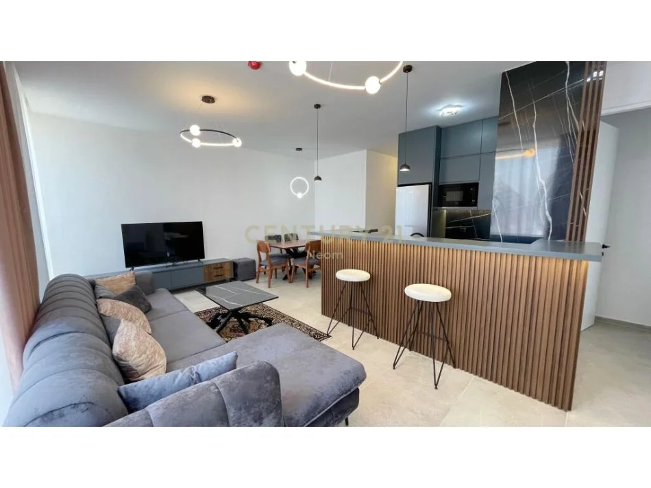 Tirane, shitet apartament 2+1 Kati 2, 99 m² 