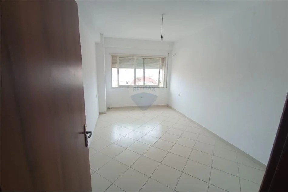 Tirane, shitet apartament 2+1 Kati 4, 95 m² 140.000 € (Don Bosko)