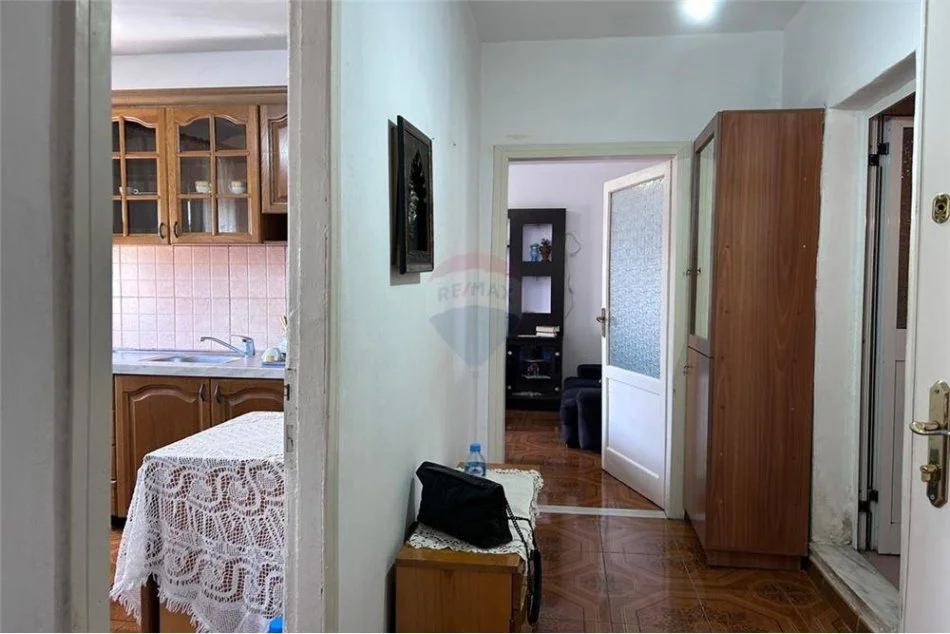 Tirane, shitet apartament 1+1 Kati 5, 60 m² 85.000 € (Rruga "Pandi Dardha")