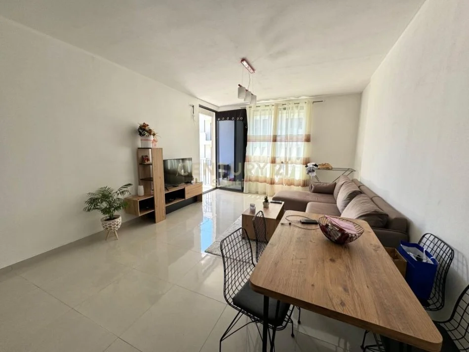 Tirane, jepet me qera apartament 1+1 Kati 2, 78 m² 500 € 